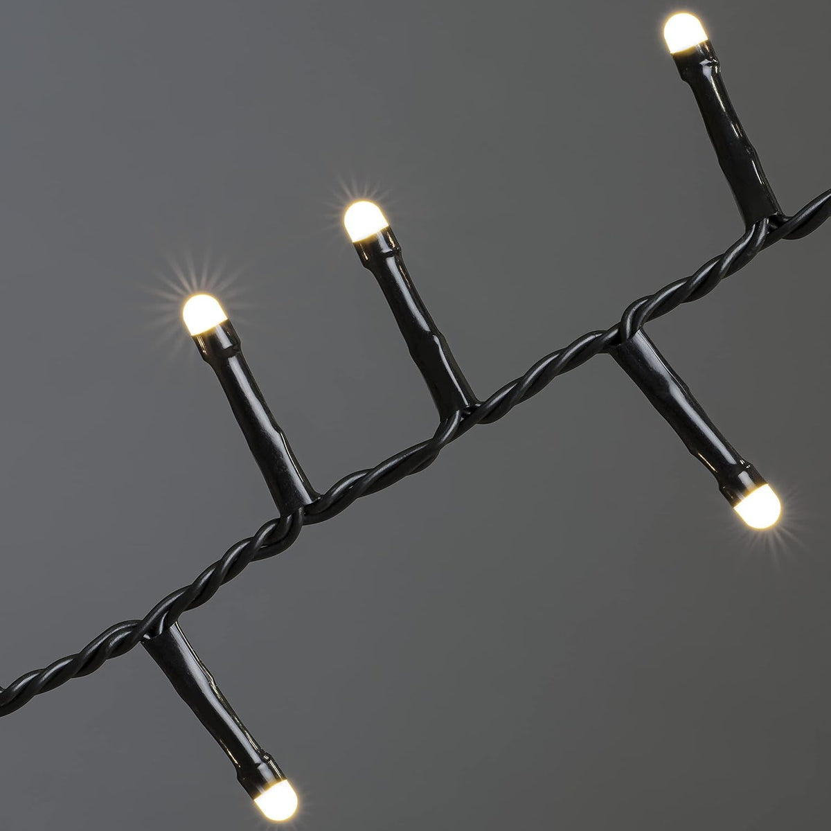 Konstsmide Micro LED kompaktne lampice, 600 toplo bijelih dioda, vanjski transformator, crni kabel - 3868-130, 3868-130EE, toplo bijela, 600 LED lampica